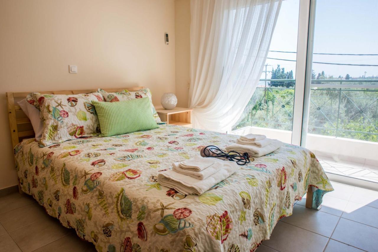 Lovely Apartment Next To The Sea Lygia Korinthias Liyiá エクステリア 写真